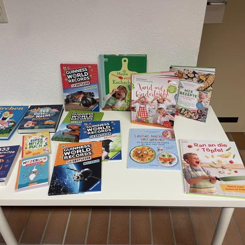 Bücherausstellung Karin