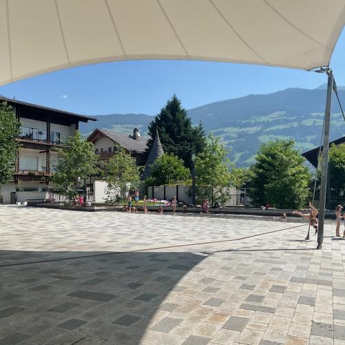 Dorfplatz 1c