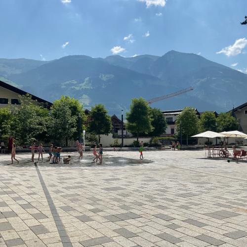 Dorfplatz 1c