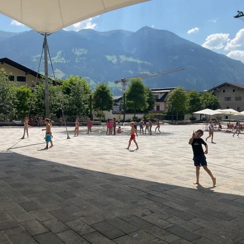 Dorfplatz 1c